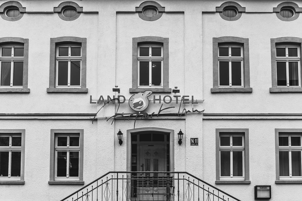 ラントホテル エアポート - イン ラウッツェンハウゼン エクステリア 写真